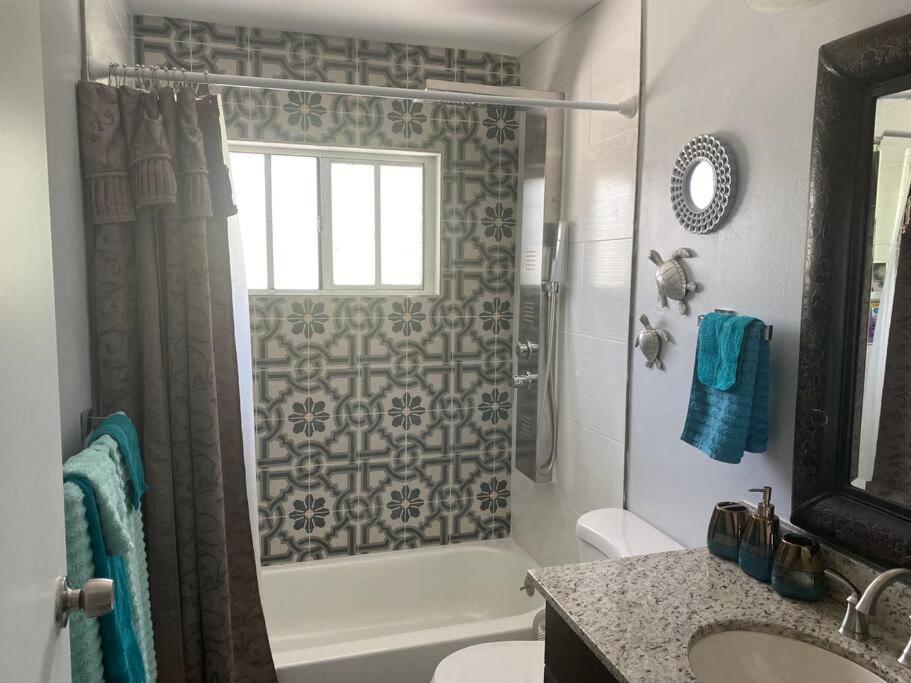 Private Townhouse With Courtyard And Covered Patio West Palm Beach Exteriör bild