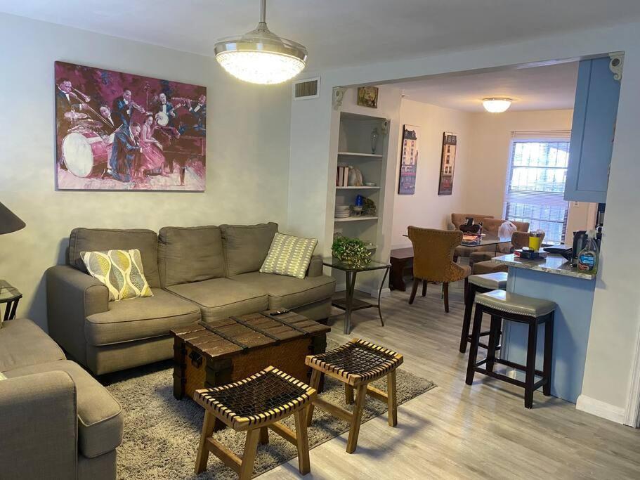 Private Townhouse With Courtyard And Covered Patio West Palm Beach Exteriör bild